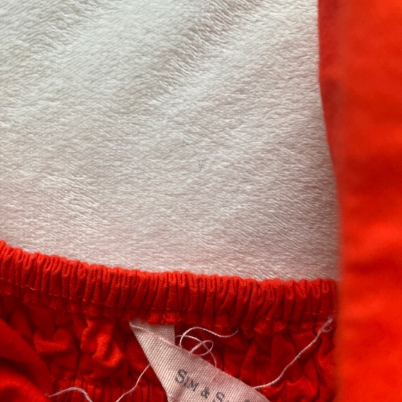 Red ruffle tank top - Picture 4 of 7